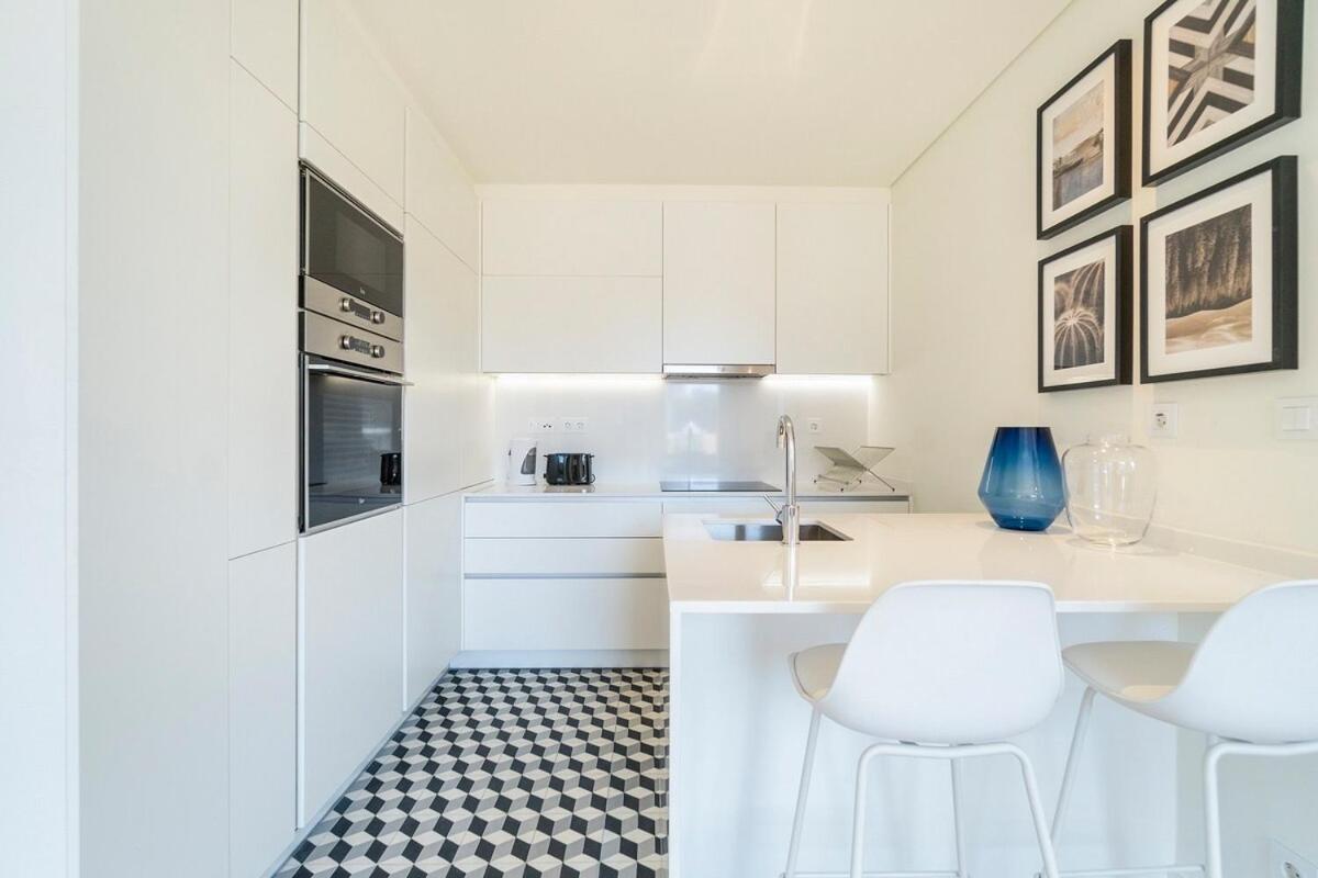 Apartment Modern 1 Bedroom With Balcony Lissabon